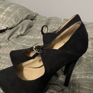 JustFab Black Suede Heels